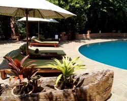 Stilvolles Hotel in Kenia mit Flug-und-Jeep-Safari - Südküste Safaris