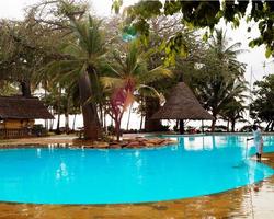 Hotel am Diani Beach mit Kombisafari Wildes Afrika - 5 Tage/4 Nächte Wildes Afrika Safari